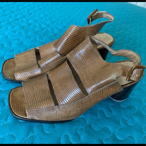 Enzo Angiolini -Leather Heel Sandals - Picture 13 of 15